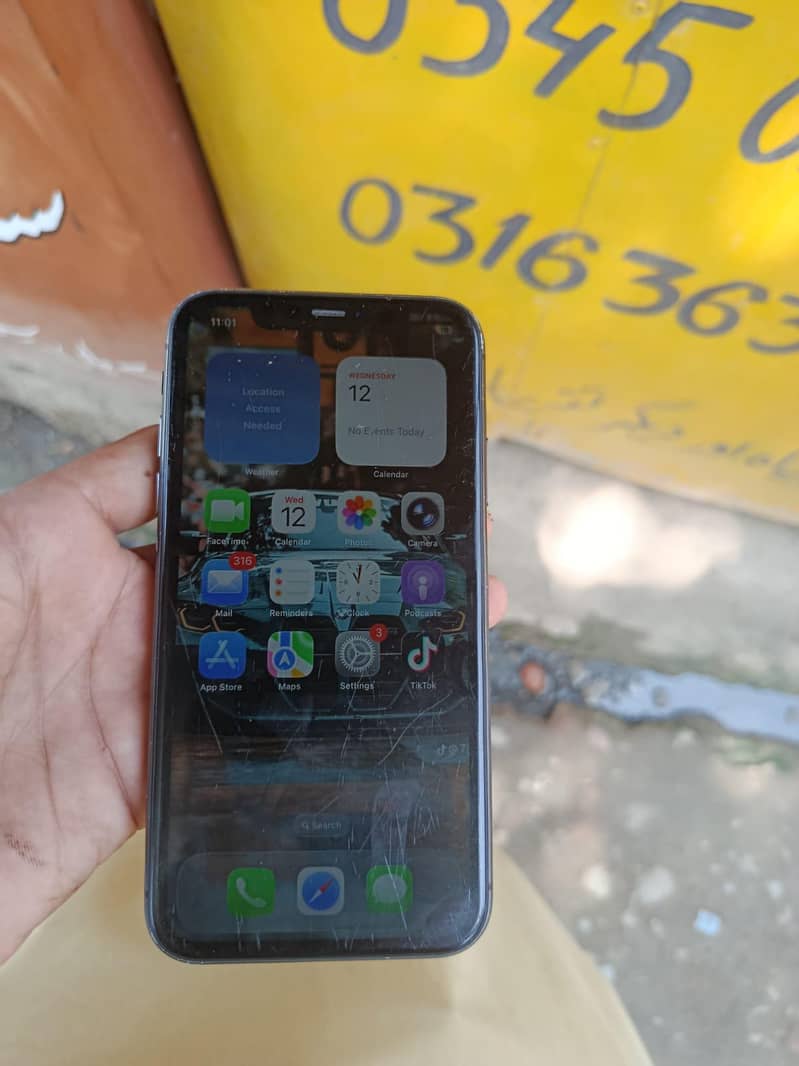 Apple iPhone 11 2