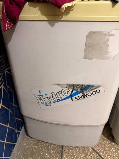 kenwood Washing Machine with Dryer – Excellent Condition