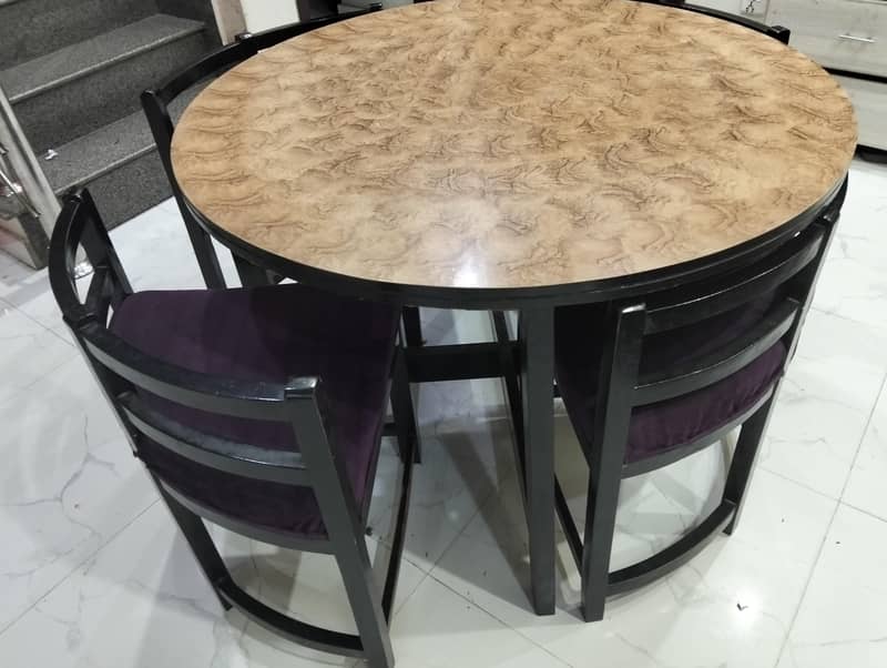 Round table 2