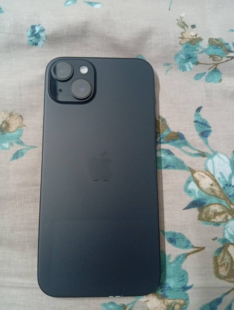 Apple iPhone 15 plus 2