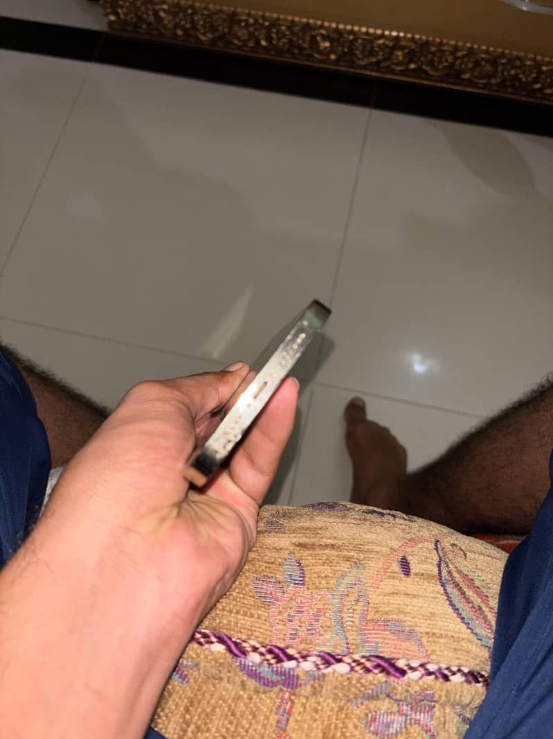 Apple iPhone 14 Pro Max 3