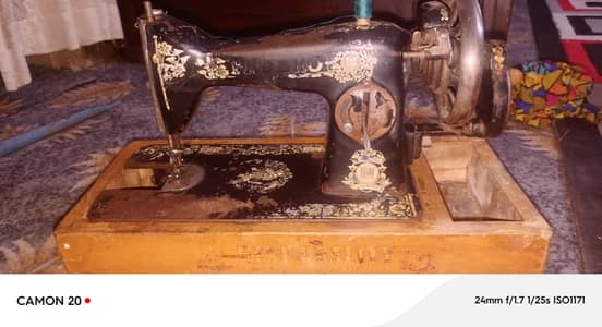 Sewing machine for sale