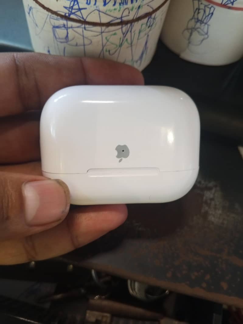 earbuds 2