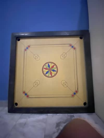 CARROM BOARD NEW 39 BY 39 inch
