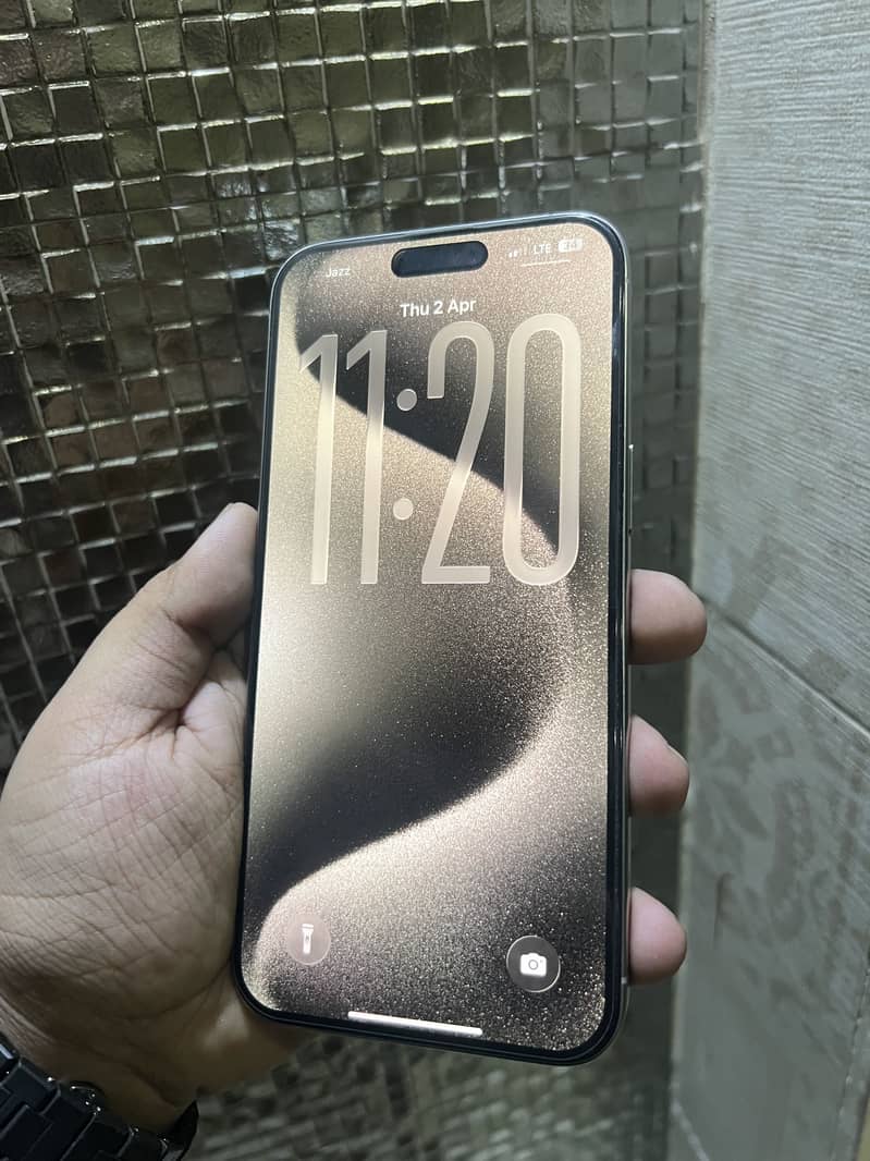 Iphone 15 pro max 2