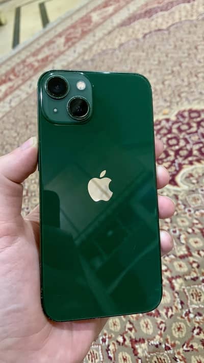 Apple iPhone 13