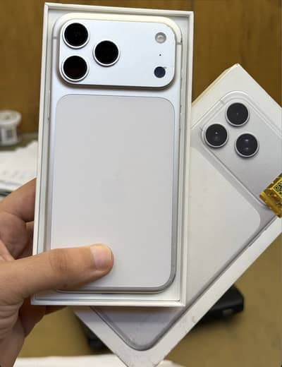 Apple iPhone 17 Pro Max