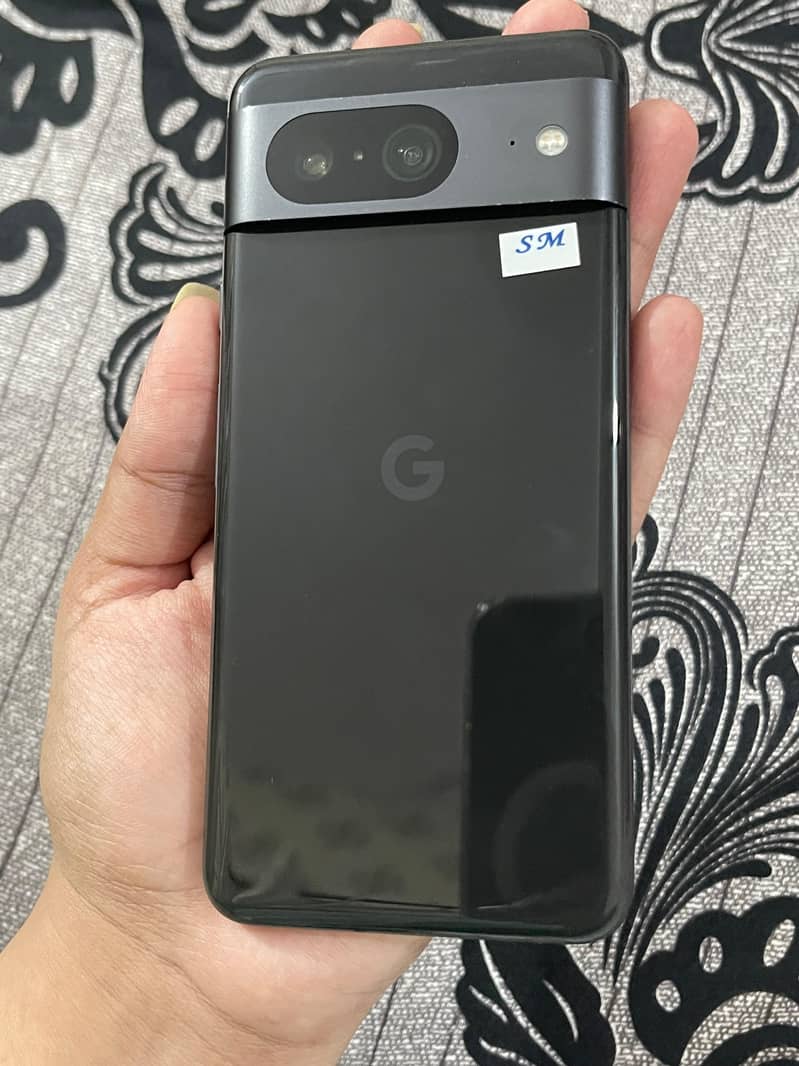 Google pixel 8 5