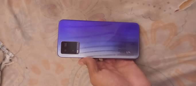 Vivo Y21
