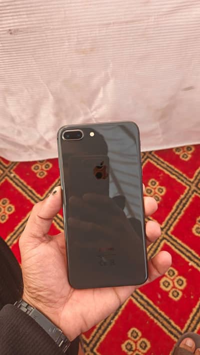 Apple iPhone 8 Plus