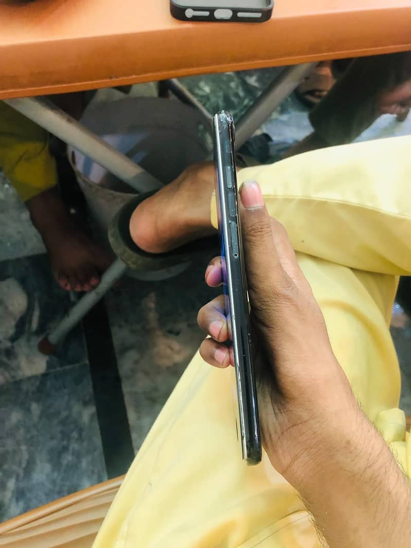 Apple iPhone 7 Plus 1