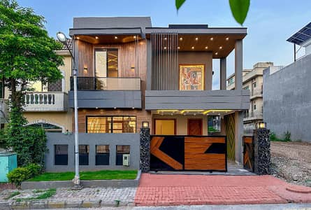 10 Marla Designer House Phase 7
