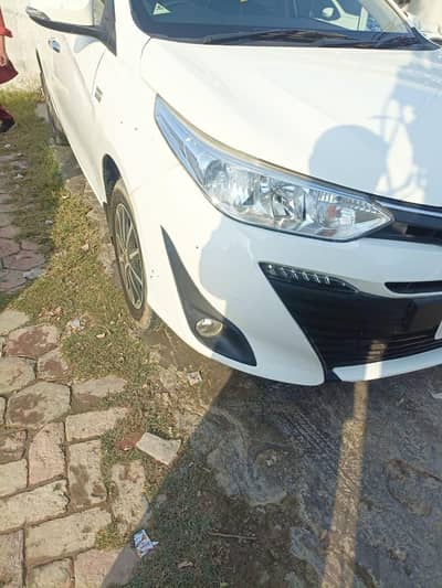 Yaris 1.5 full option 0/3/1/5/7/3/8/9/4/5/5