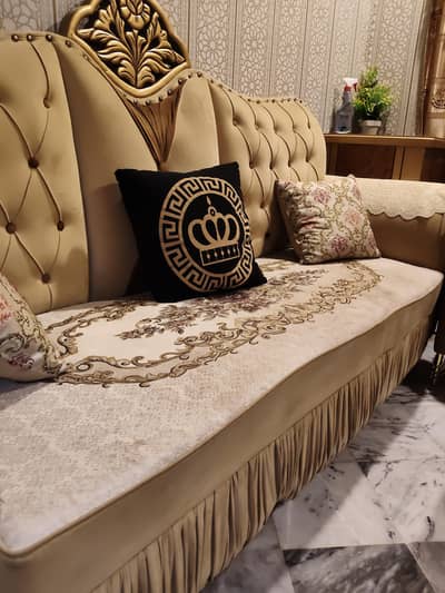5 seater sofa set urgent sale
