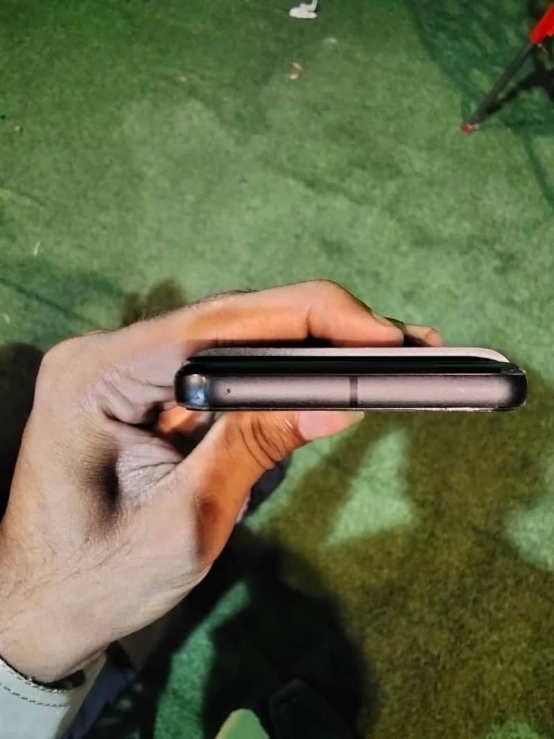 Google Pixel 8 2