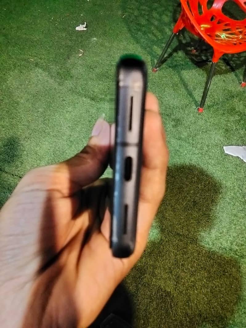 Google Pixel 8 3