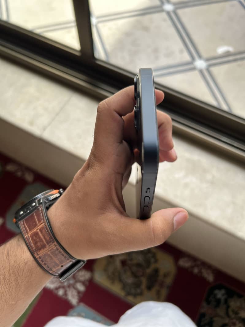 Apple iPhone 14 plus 2