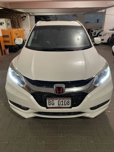 Honda Vezel 2015 Z Sensing Top of the line