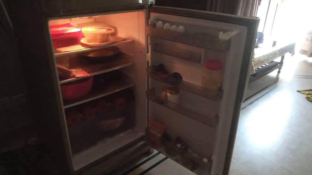 Dawlance Refrigerator 1
