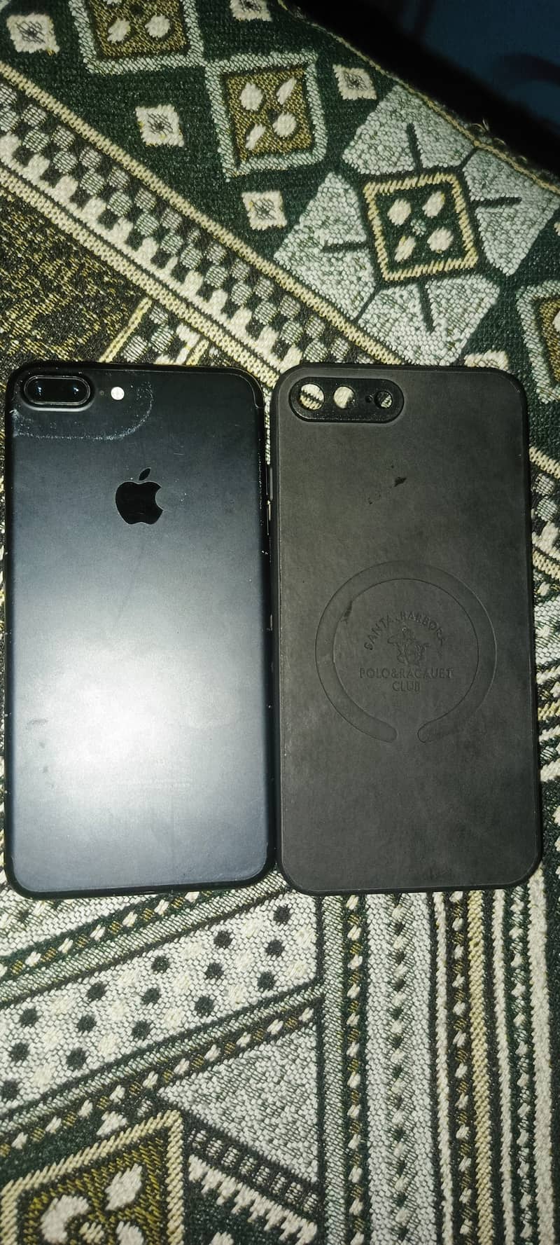 Apple iPhone 7 Plus 0