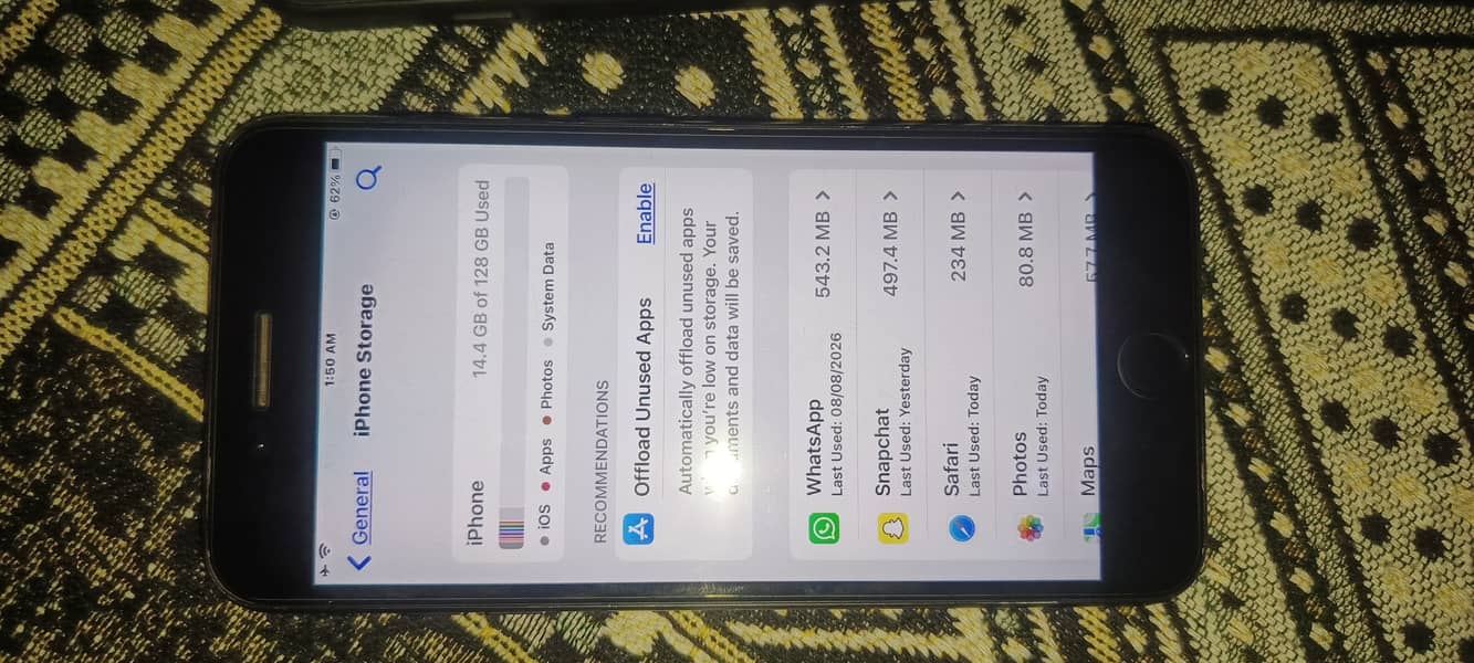 Apple iPhone 7 Plus 3