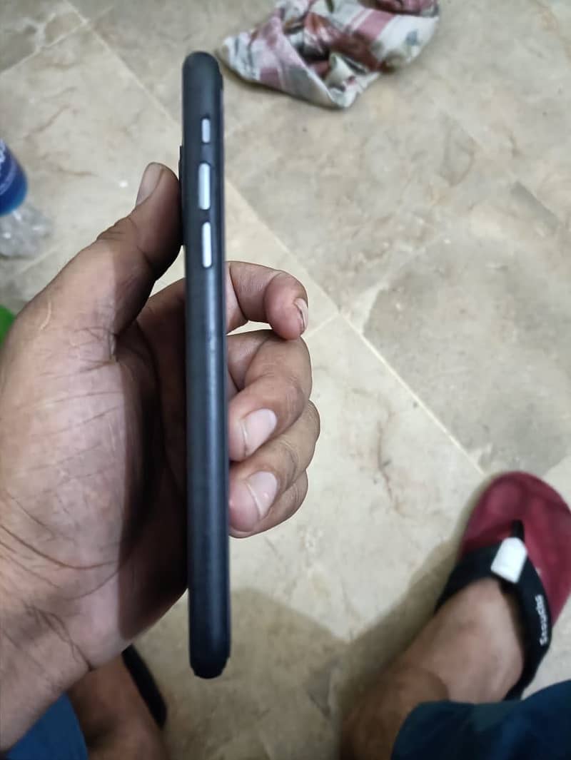 Apple iPhone 11 1