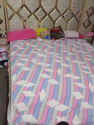Selling my bedroom set . Bed wardrobe side tables Showcase Dressing