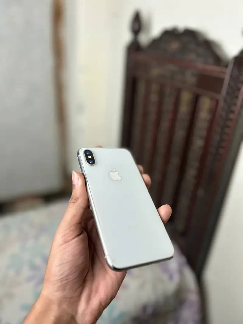 Apple iPhone X 2