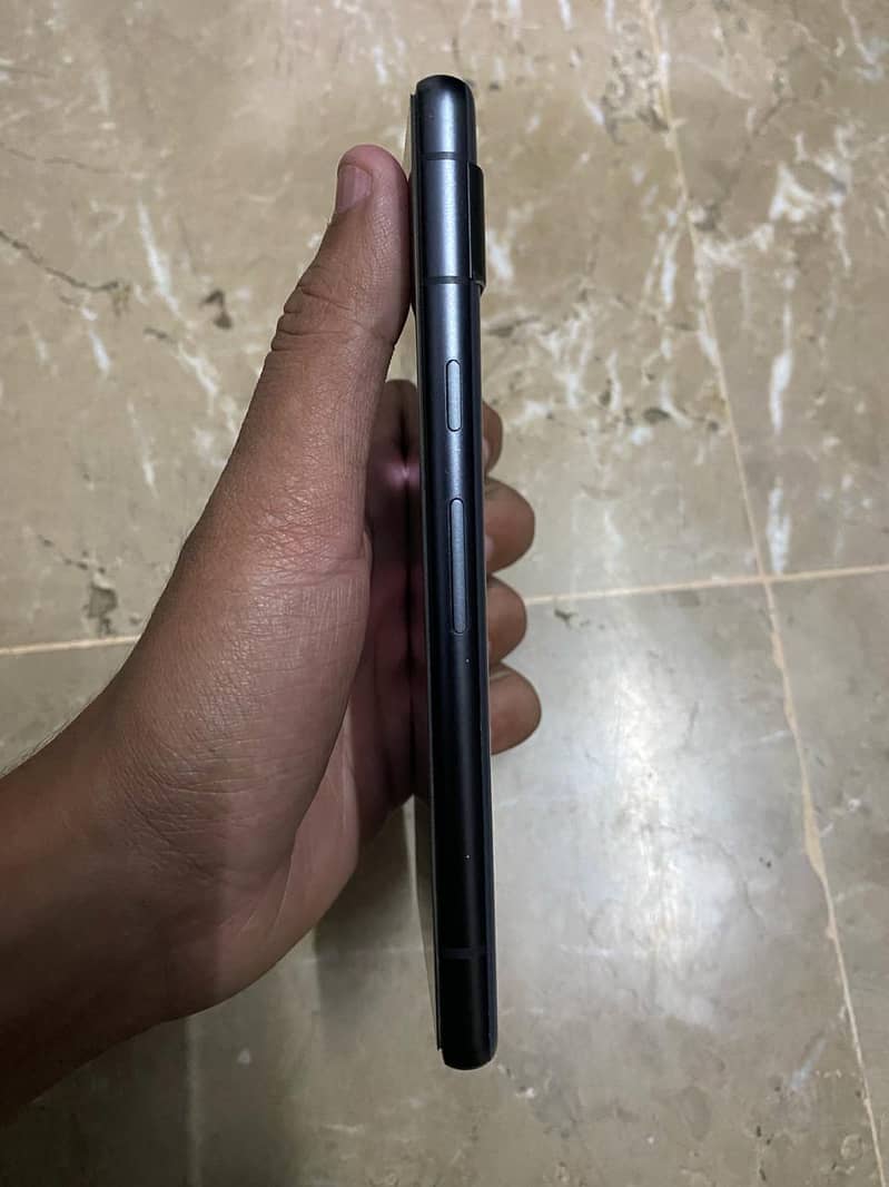 Google Pixel 7a 4