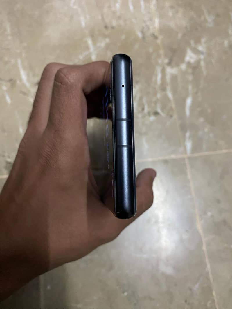 Google Pixel 7a 5