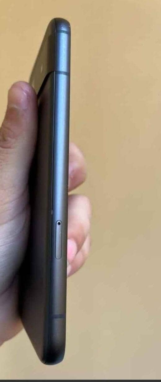 Google Pixel 8a 4
