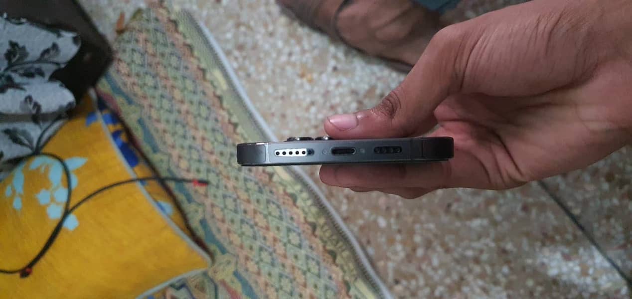 Apple iPhone 13 Pro Max 5