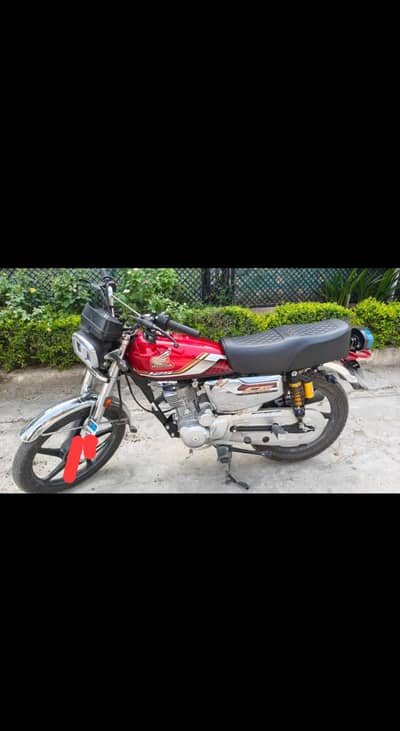 Honda 125 Self Start . . .