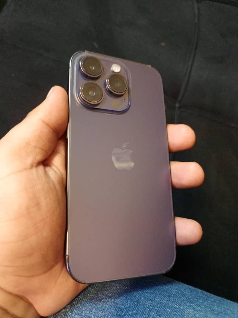 Apple iPhone 14 Pro 2