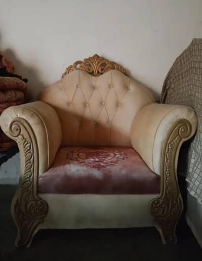 Beautiful sofa set