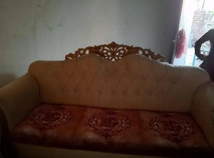 Beautiful sofa set 2