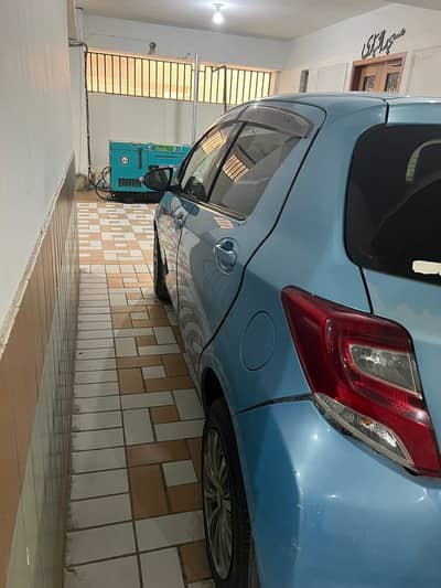 Toyota Vitz 2014