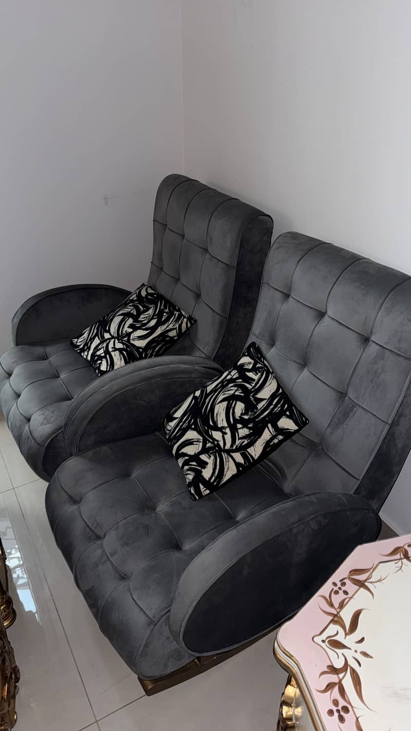 Swing chairs 0