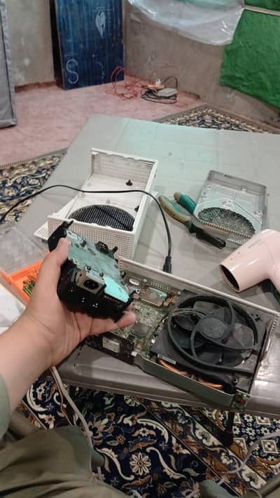 xbox parts for sale POWER SUPPLY, CPU AND GPU and some small parts.