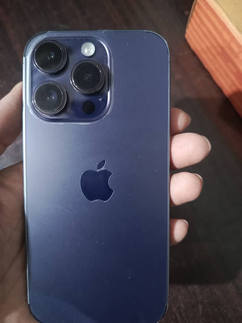 iPhone 14 pro 1