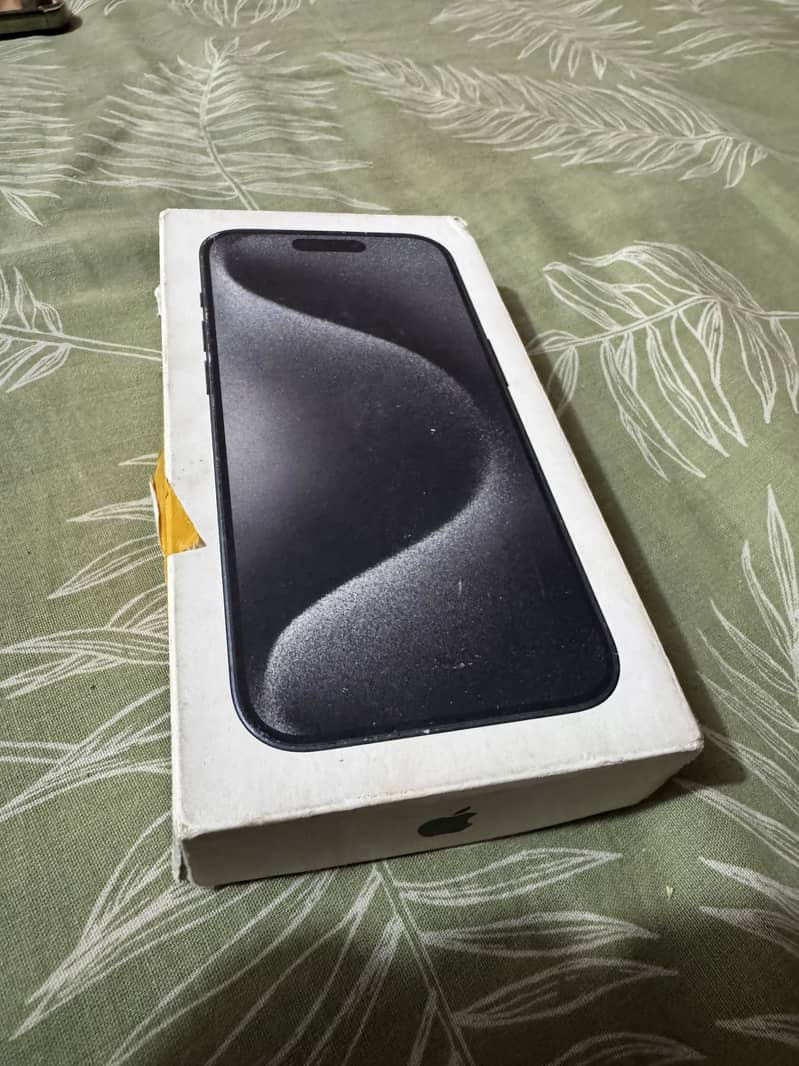 Apple iPhone 15 Pro 0