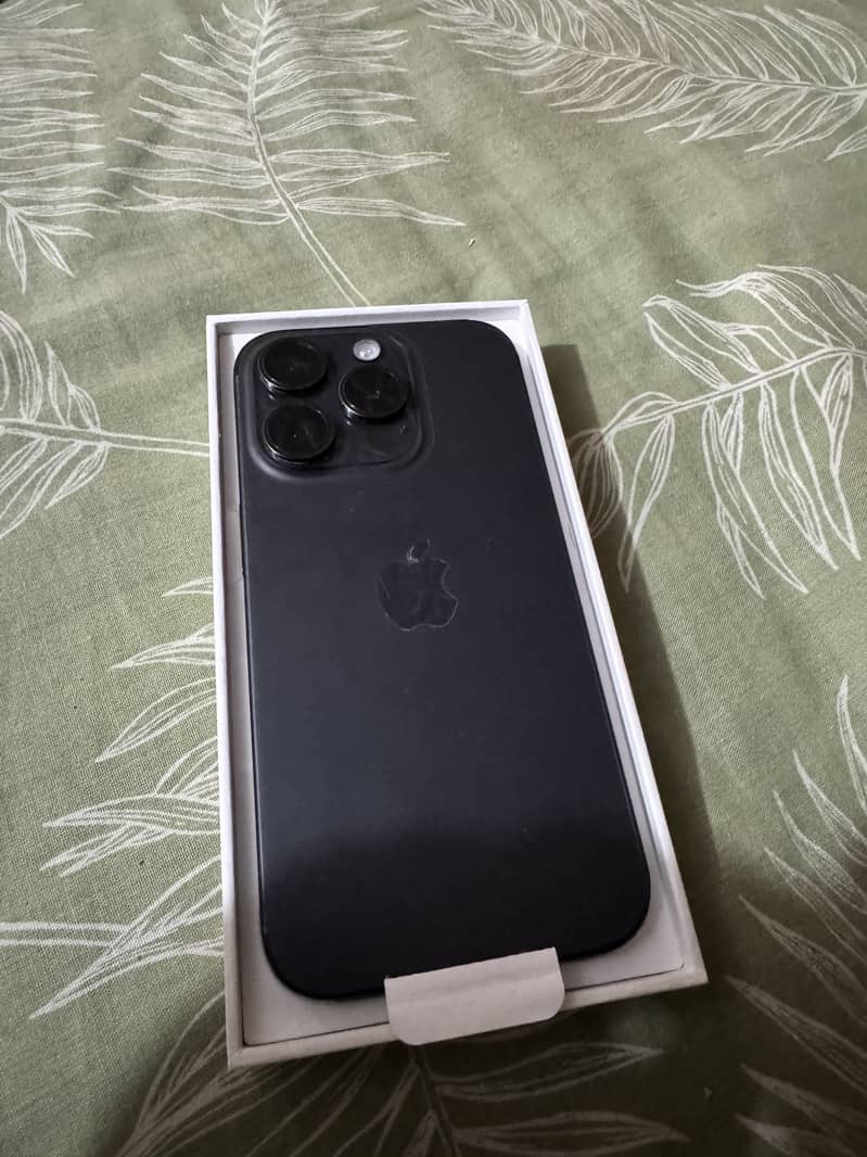 Apple iPhone 15 Pro 1