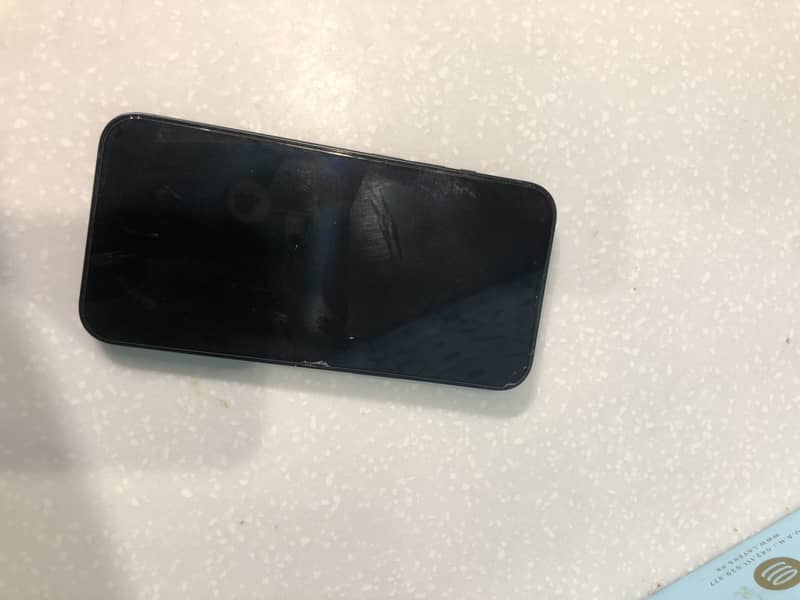 Apple iPhone 13 5