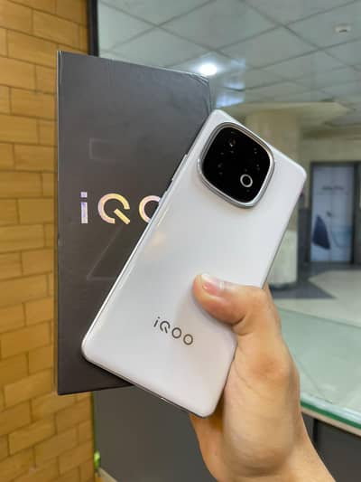 Vivo iQOO Z10 Turbo 12GB 256GB | Dimensity 8400 Turbo | 120FPS Gaming