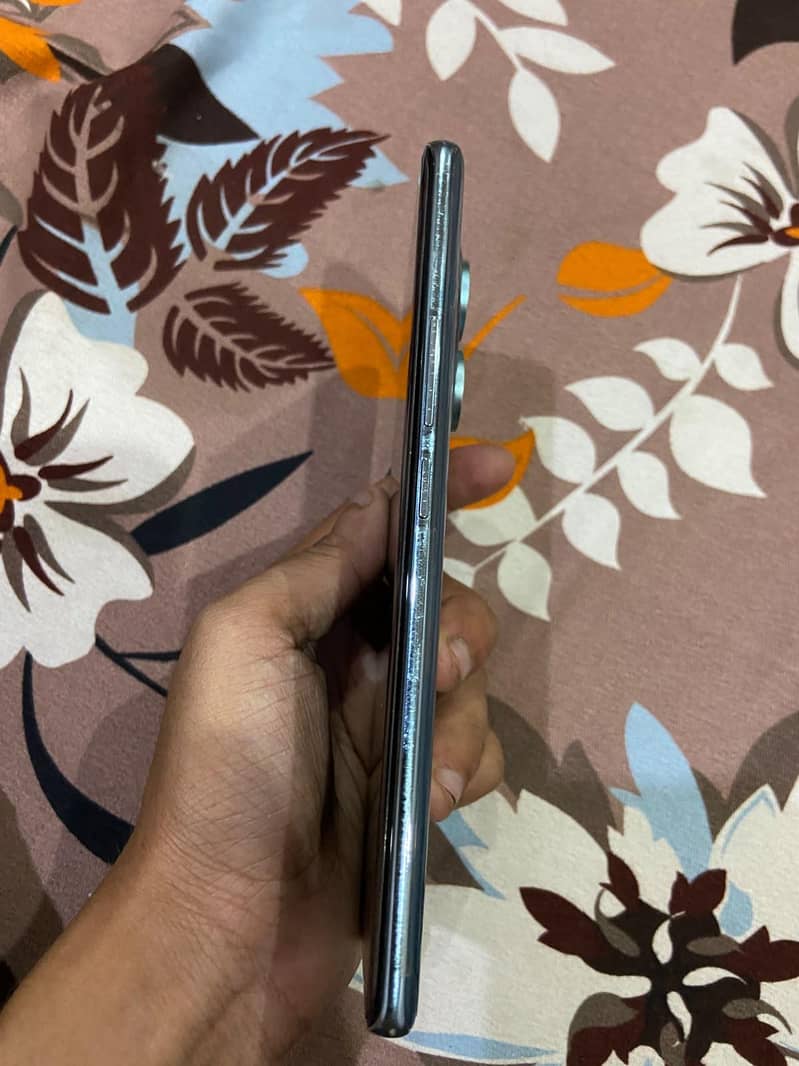Redmi Note 14 pro 4