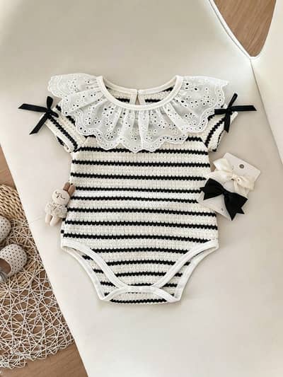 Neck ruffle Dress