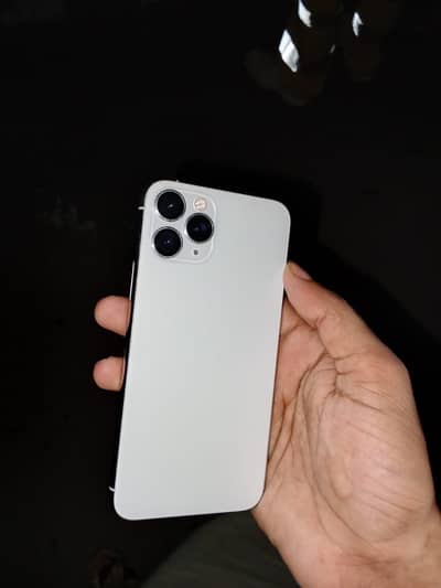iPhone 11 pro Official PTA 64gb just battery cahnge ha exchange posibl