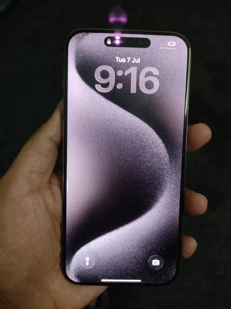 Apple iPhone 15 Pro Max 2