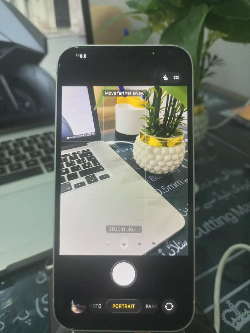 Apple iPhone 13 9