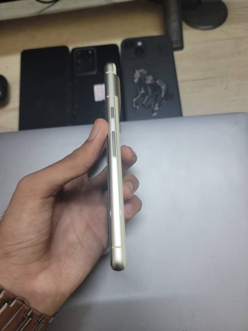 Google Pixel 7 3